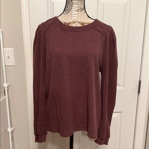 Thin flowy purple sweater with shoulder detail XL